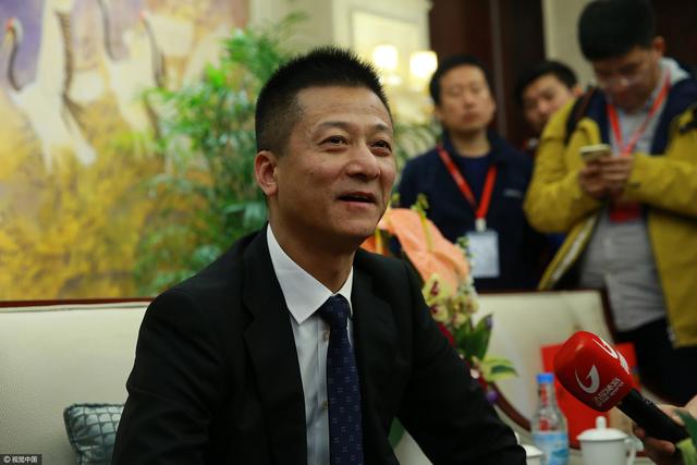 一边啪啪一边呻吟