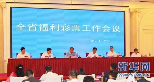 多p混交群体交乱嗯啊3