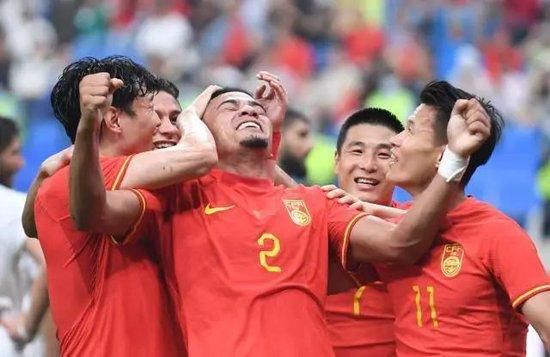 国产片自拍
