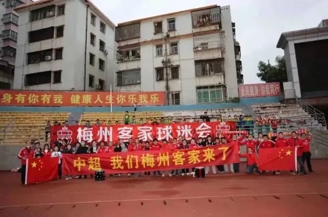 裸体白奴市场电影